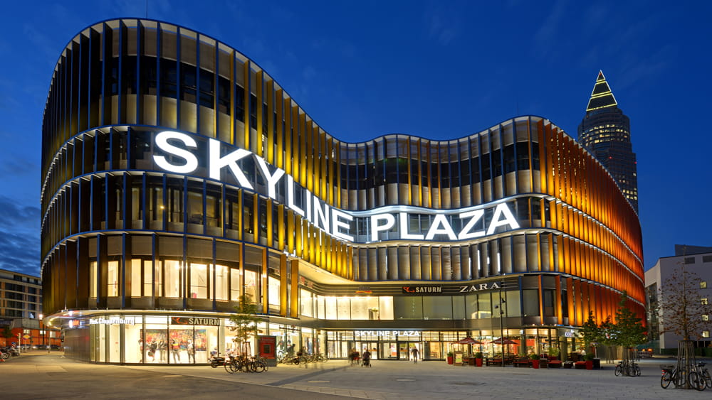 Einkaufszentrum Skyline Plaza Außenansicht