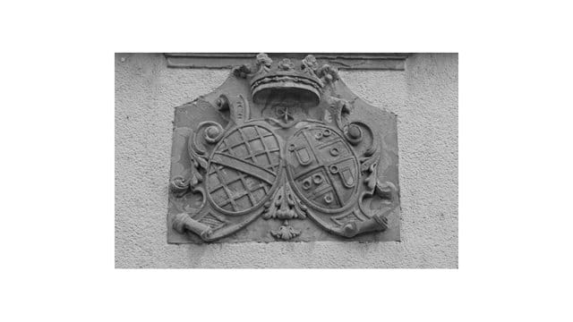Heddernheim Wappen am Schloß
