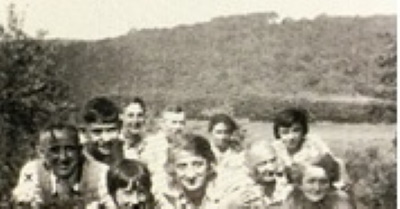 Lazarus und Hedwig Hirschmann mit Helmut Margot, und Freunden bei einem Taunusausflug 1936