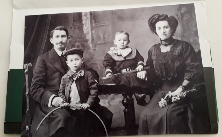 Jakob David Rosenthal, sein Enkel Hermann (Henry) und Judith Maria Rosenthal