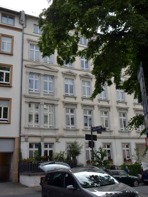 Gebäude Uhlandstraße 38 
