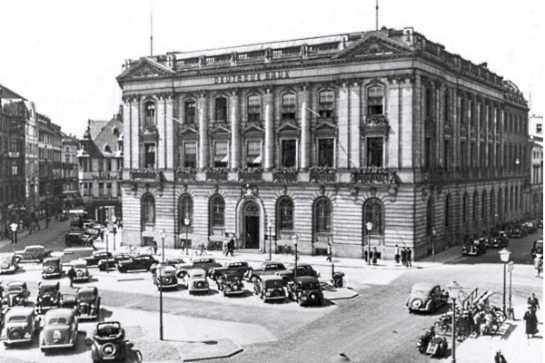 Gebäude der Deutschen Bank  in Frankfurt am Main um 1930