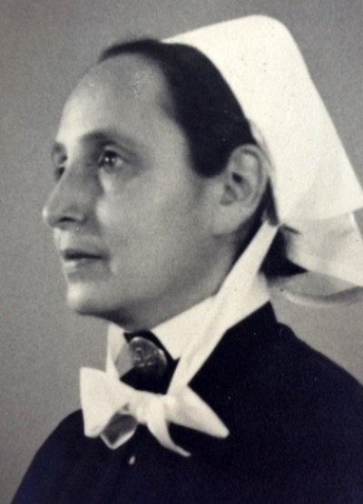 Elisabeth Neumann, vermutlich kurz nach der Ankunft in der Schweiz 1942