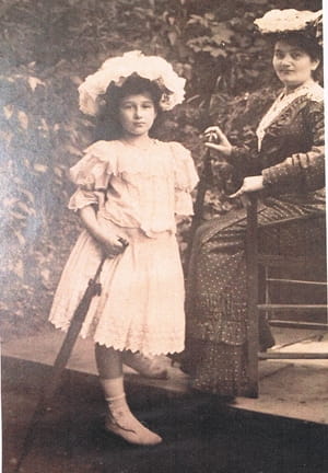 Elise und Gertrude Hofmann (1906)