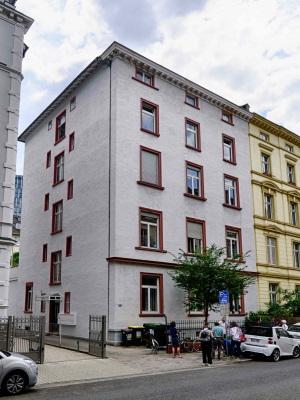 Gebäude Kronberger Straße 33