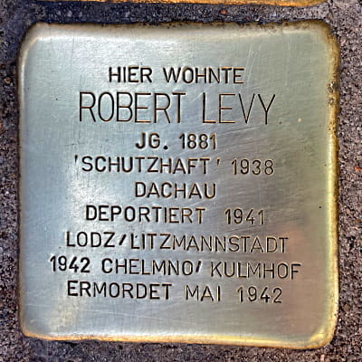 Stolperstein Friedrichstraße 19,  Levy, Robert