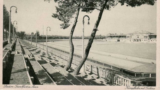 Eine alte Postkarte des Stadions Eine alte Postkarte des Stadions, Foto: Eintracht Frankfurt Museum
