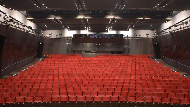 Innenansicht Schauspiel Frankfurt, Foto: Alexander Paul Englert