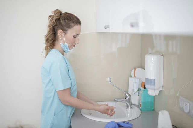 Händehygiene Händehygiene als Maßnahme gegen multiresistente Erreger