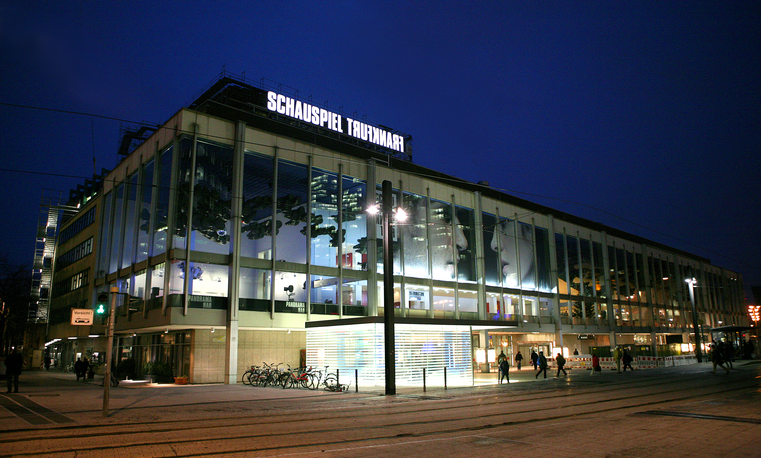 Schauspiel Frankfurt Aussenansicht 