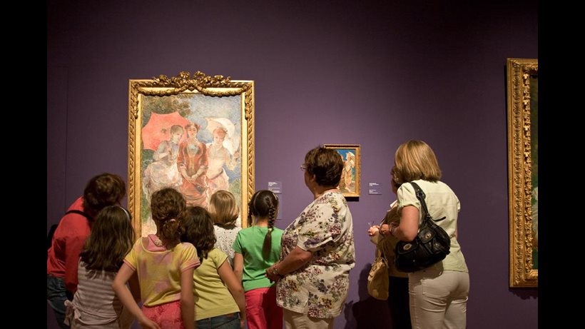 Kids im Museum bei der Ausstellung "Impressionistinnen" in der Schirn Kunsthalle Frankfurt