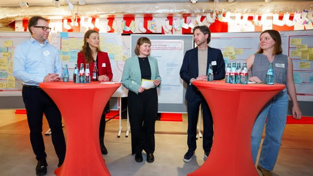 Wintersalon Hauptwache Talkrunde Dezernenten Wintersalon Hauptwache Talkrunde Dezernenten