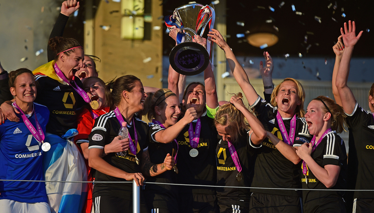 1. FFC Frankfurt, Jubel nach Champions League Sieg 2015