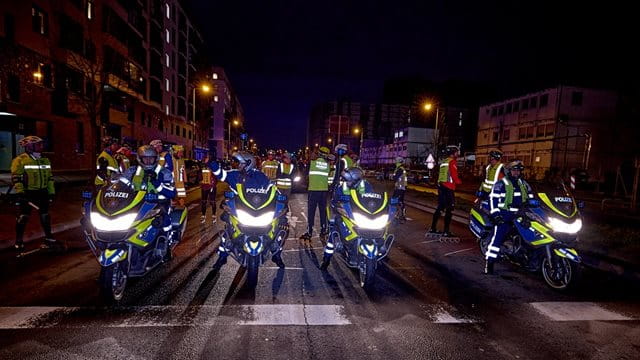 TNS 2022 Eskorte Polizei auf Motorrädern