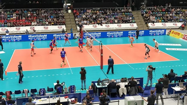 United Volleys im CEV-Cup 2017 gegen das Team aus Tours in der Ballsporthalle Frankfurt