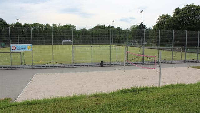 Sportanlage Babenhäuser Landstraße, Kunstrasen, Beachvolleyballbeld