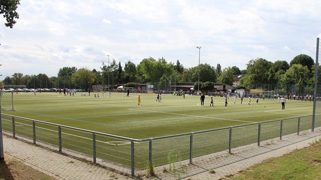 Sportanlage Hohe Kanzel, Zeilsheim, Kunstrasen