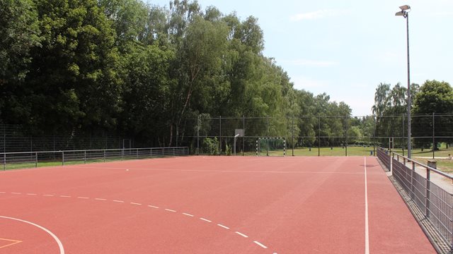 Sportanlage Nieder-Eschbach, Kleinfeld