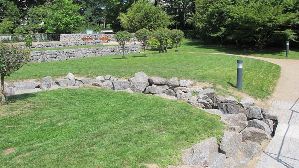 41+ Koreanischer Garten, This garden has an authentic korean.