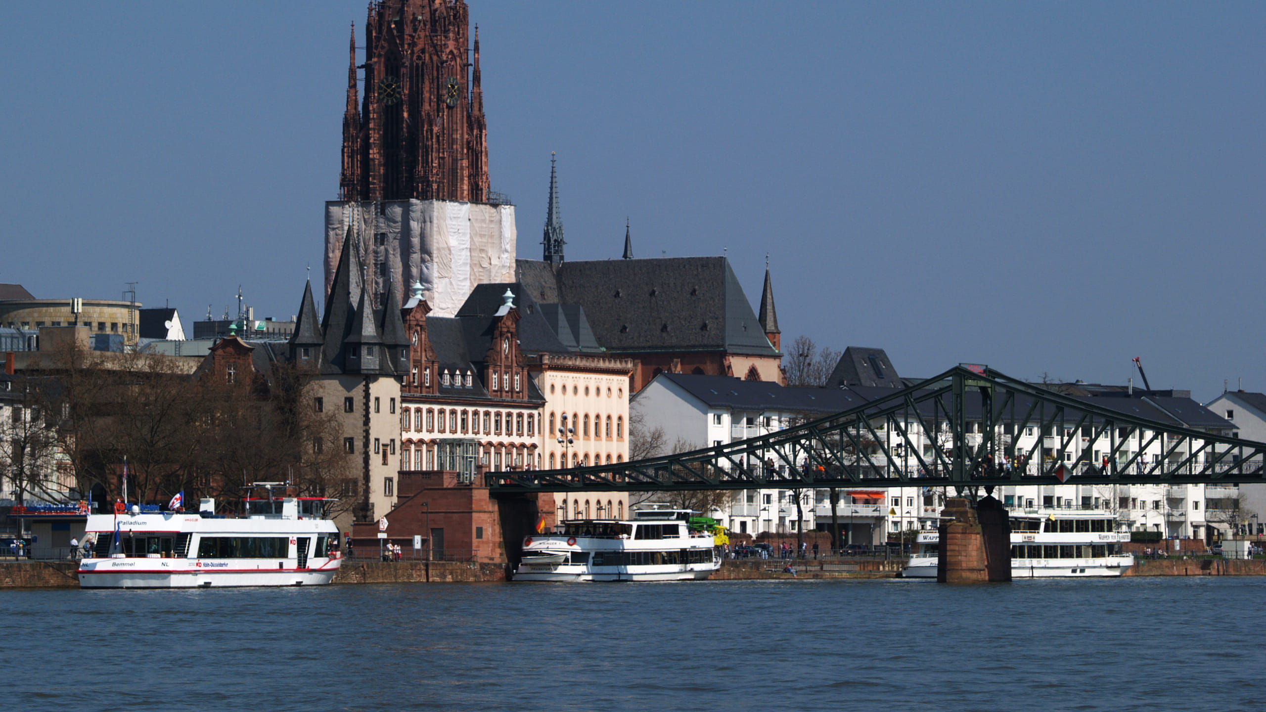 Touristische Schifffahrt Frankfurt am Main