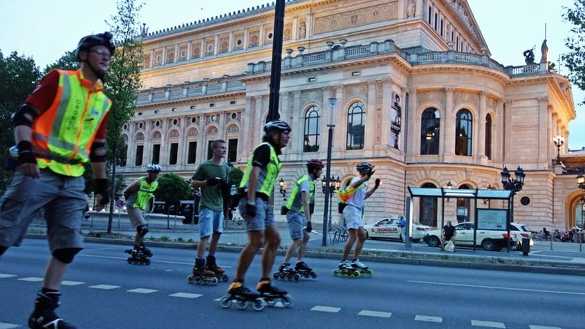Tuesday Night Skating vor der Alten Oper 2018, Copyright: Tuesday Night Skating, Foto: Simon Reichel 