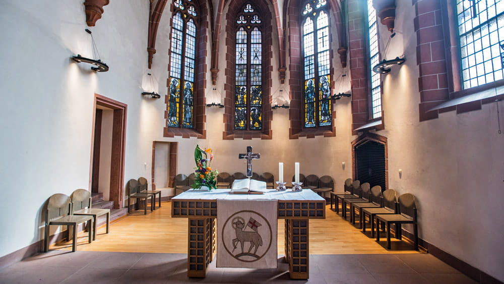 Der Altar in der Alten Nikolaikirche, (c) Stadt Frankfurt am Main, Foto: Andreas Vanhorn 