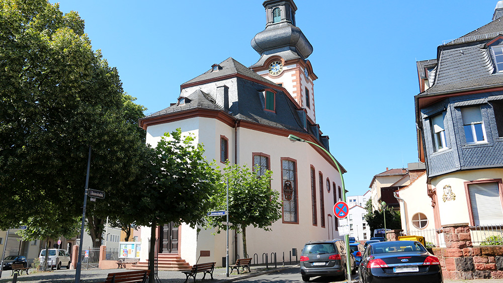 Evangelische Johanniskirche in Bornheim, (c) Stadt Frankfurt am Main, Foto: Stefan Maurer
