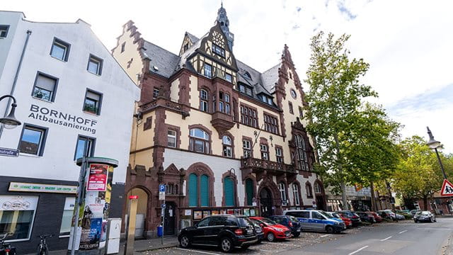 Historisches Rathaus in Fechenheim, Foto: Holger Menzel