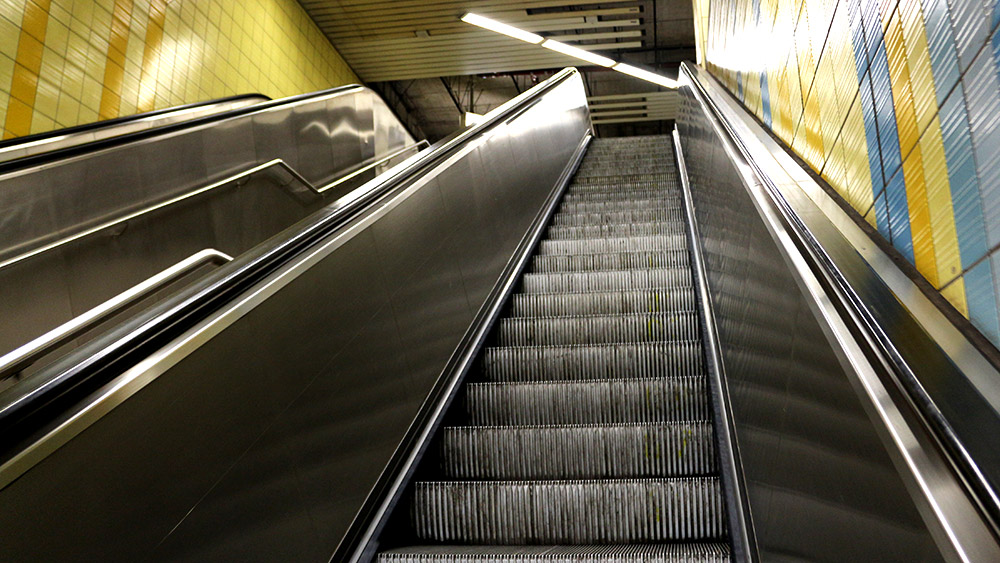 Die Rolltreppe einer U-Bahn-Station, Foto: Stefan Maurer