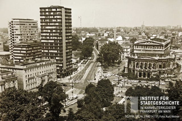 Luftaufnahme des Zürich-Hauses und der Alten Oper von 1965, Foto: Kurt Weiner