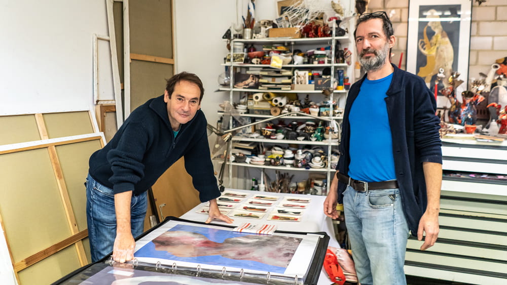 Die beiden Künstler Viktor Naimark und Costa Bernstein in ihrem Atelier, Foto: Holger Menzel
