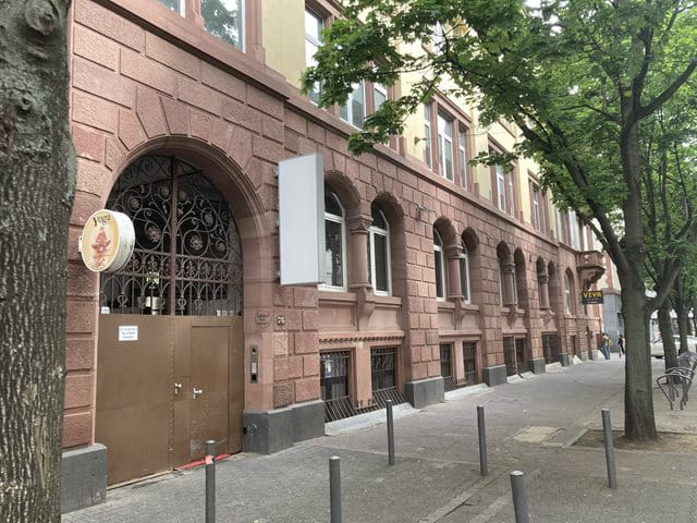 Hilfezentrum Niddastraße Hier in der Niddastraße 76 soll nach dem Vorschlag des Magistrats Frankfurts neues Hilfezentrum entstehen.