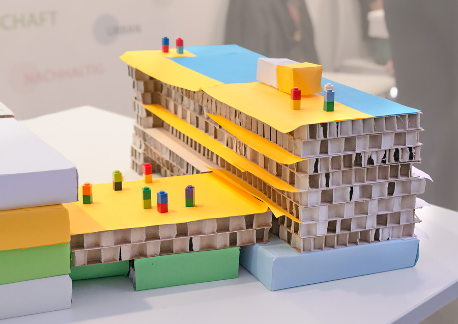 Modell des Hausprojekts von Z.WO eG auf der Infobörse 2019