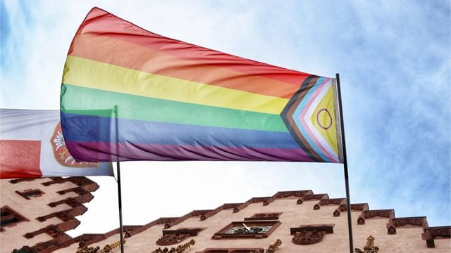 Frankfurt ist queer Pride vor dem Römer