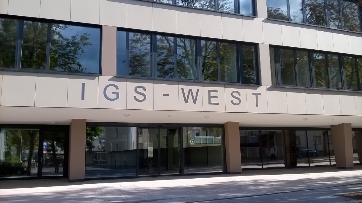Schulgebäude IGS West