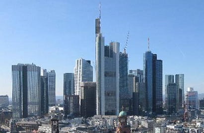 Aufnahme der Skyline Frankfurt am Main vom Domturm im Herbst 2019