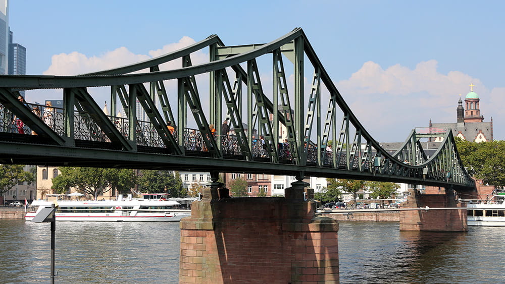 Iron Bridge, Photo: Stefan Maurer