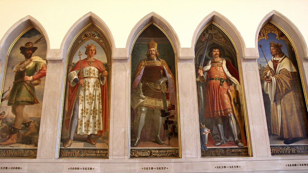 Gemälde von 5 Kaisern, zu finden im Kaiersaal des Frankfurter Römers.
