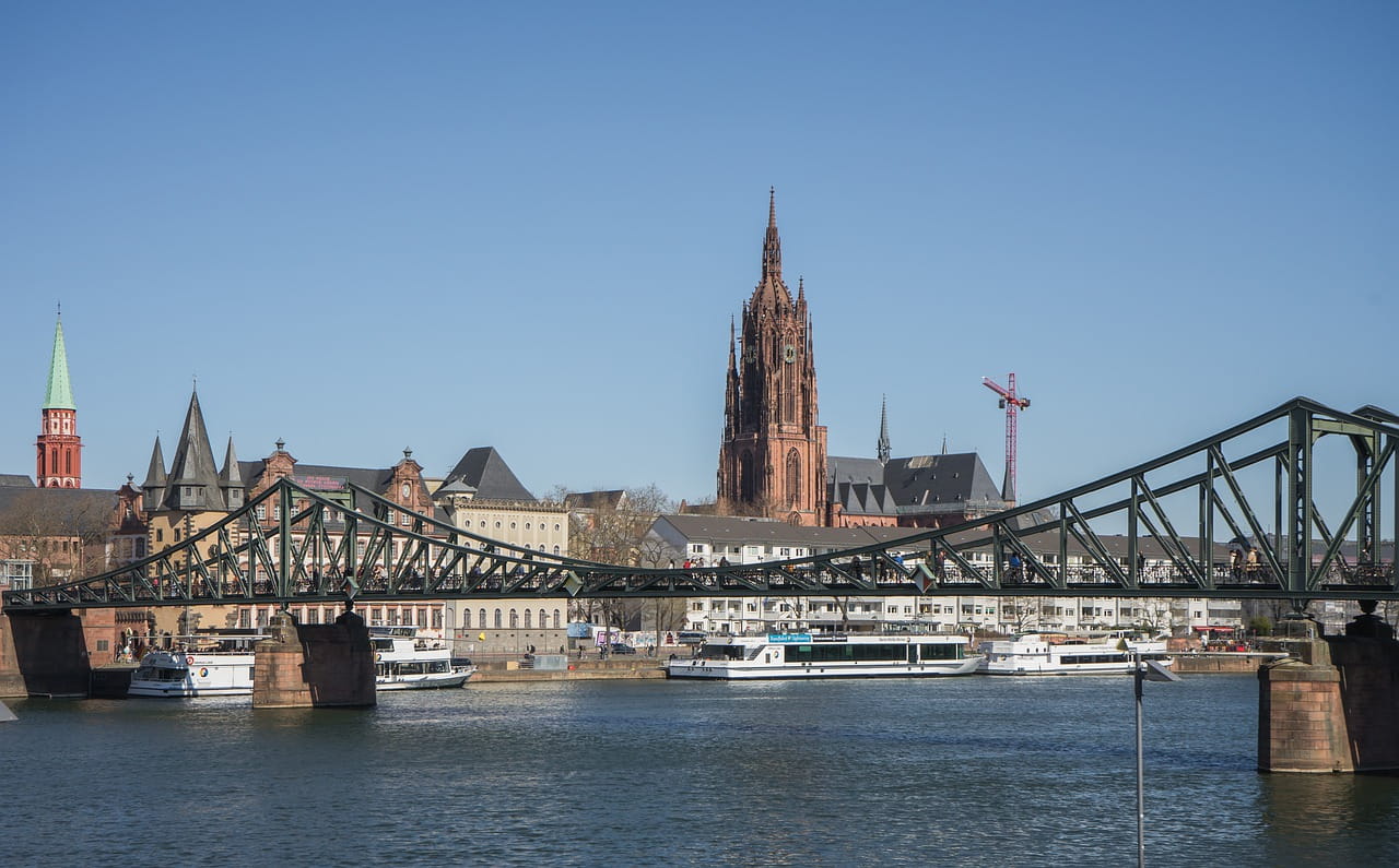 Blick auf den Kaiserdom Frankfurt am Main