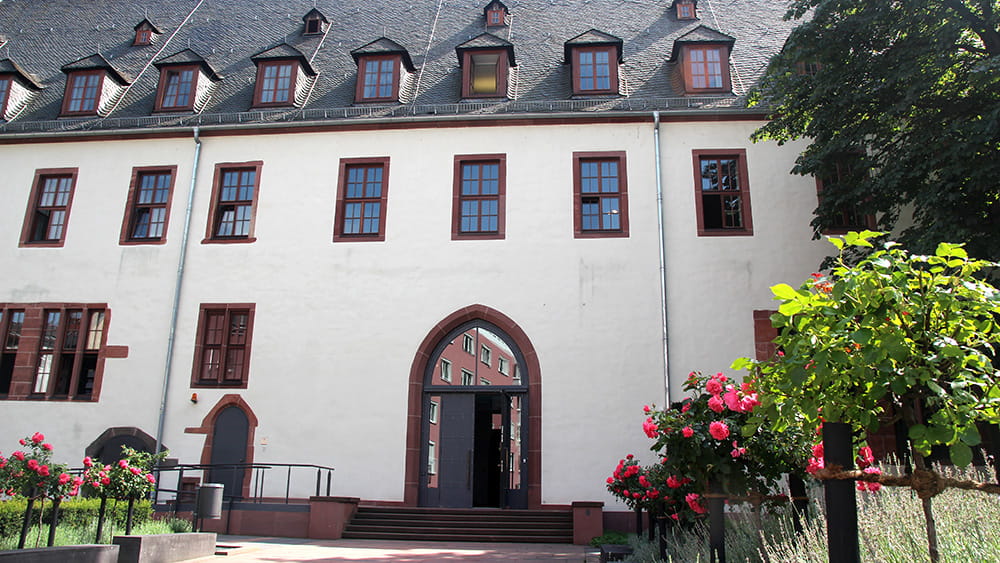 Institut für Stadtgeschichte im Karmeliterkloster in der Innenstadt, Foto: Stefan Maurer