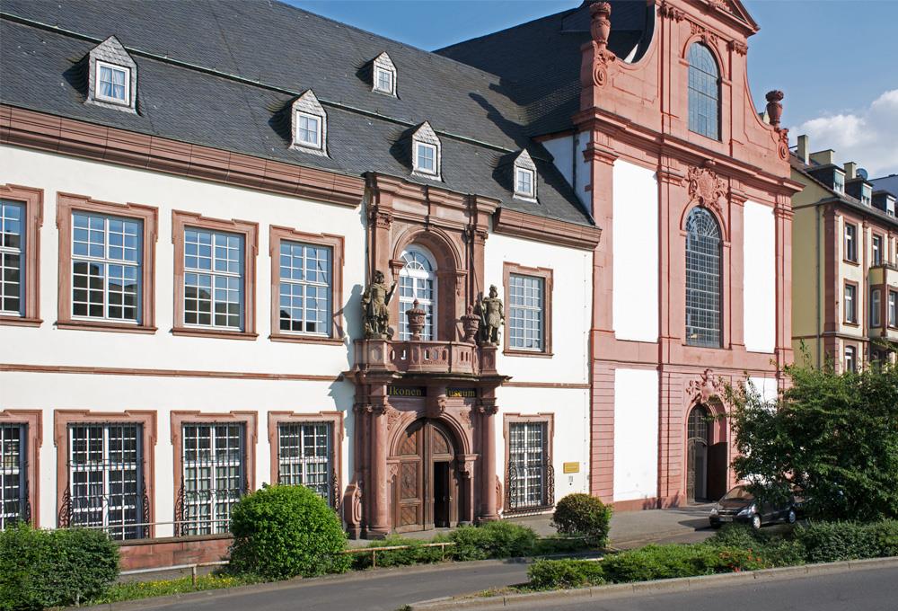 Deutschherrenbund, Sitz des Kulturamts und Ikonen-Museums